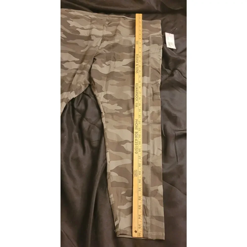 Womens 3X camouflage camo capris green High Rise plus size gift - Picture 4 of 6